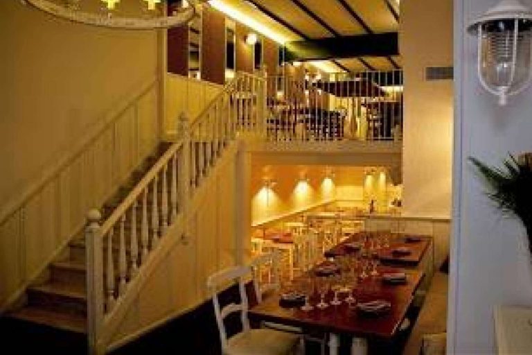 Especialistas en carnes y verduras a la brasa: Vic Brasería