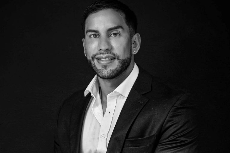 El estilista Jhon Roncancio desembarca en Barcelona con su salón de belleza JC Styles