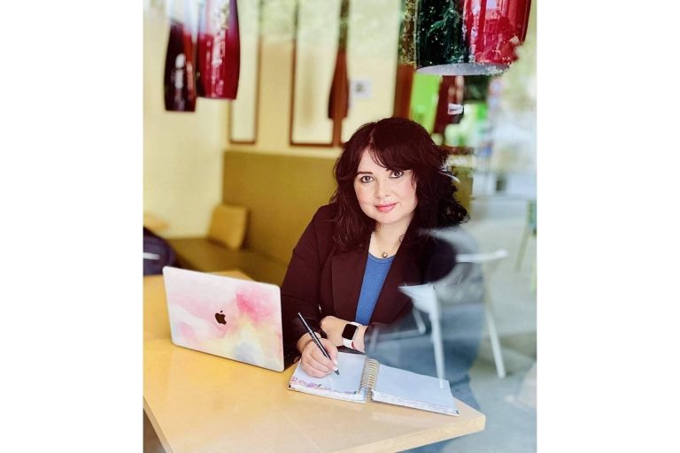 ¿Cuáles son las ventajas por las que un negocio debería tener presencia en las redes sociales?