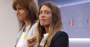 Junts descalifica la mesa de diálogo y aconseja a ERC soltar "el dedito" del PSOE