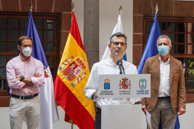 Bolaños reitera que la bajada en la factura de la luz se verá reflejada a finales de año