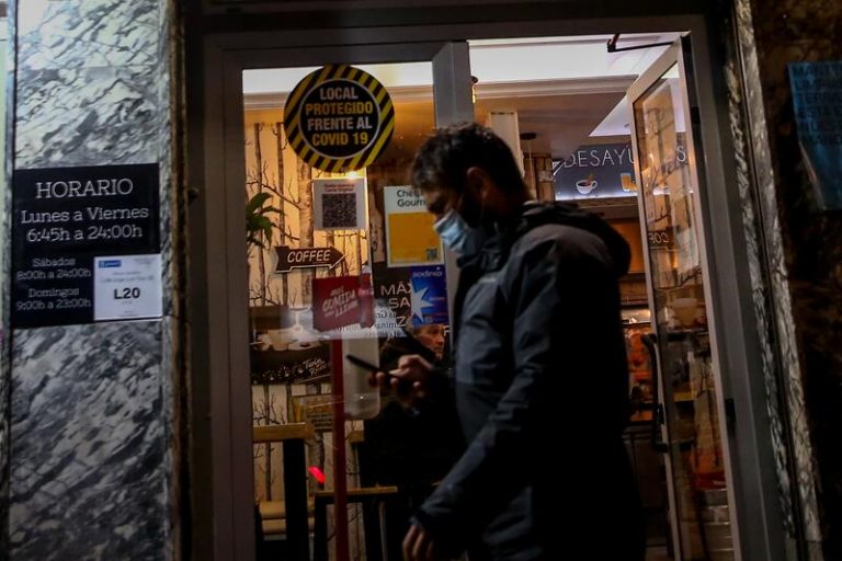 La 'normalidad' regresa mañana a la Comunidad de Madrid pero con mascarilla y distancia interpersonal