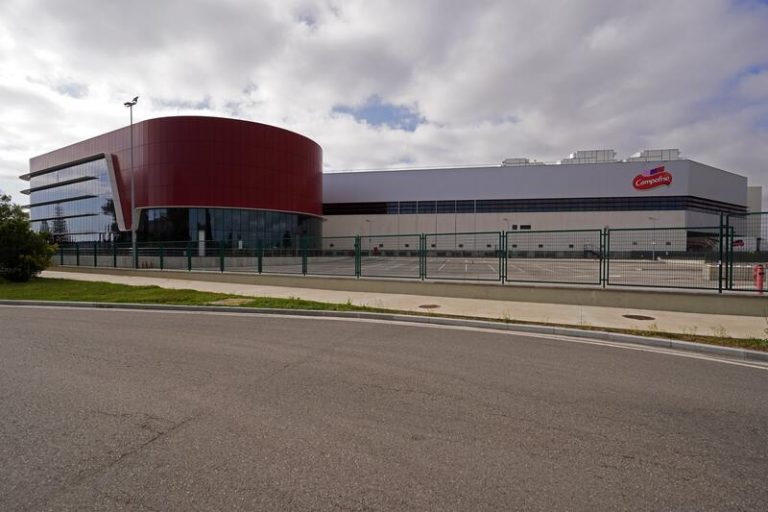 Campofrío ofrece a sus empleados trabajar desde sus domicilios hasta  tres días por semana