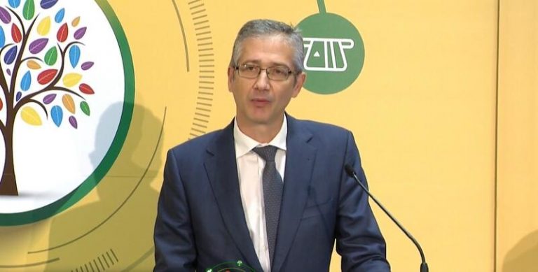 De Cos insta a evaluar la efectividad de las actuaciones realizadas en educación financiera