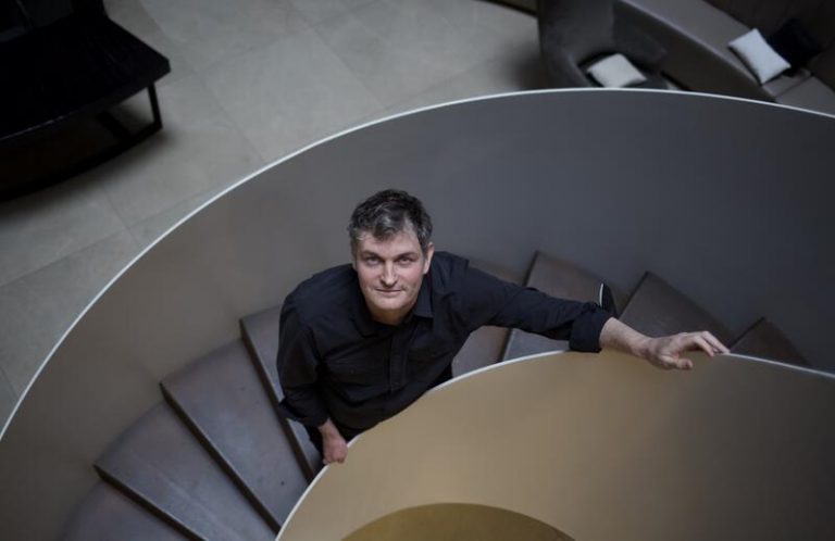 Enrique Díaz Álvarez gana el Premio Anagrama de Ensayo