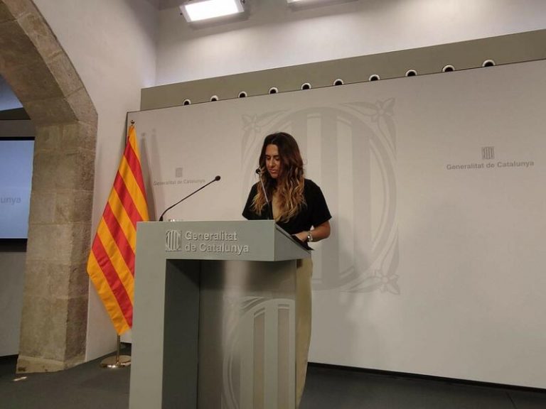 Cataluña reabrirá el viernes interiores del ocio nocturno al 70% de aforo