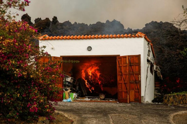 El volcán de La Palma destruye más de 720 construcciones