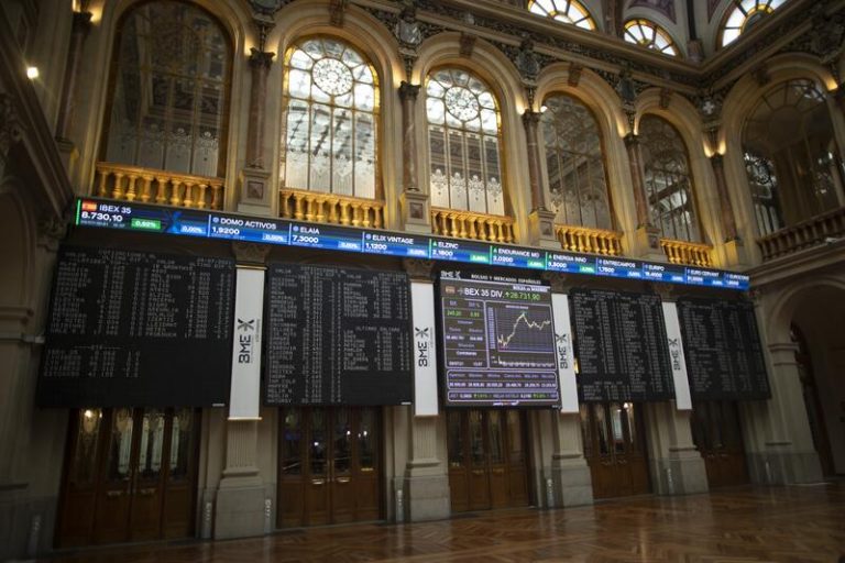 El Ibex 35 conquista los 8.900 puntos con un repunte del 1,54% en la sesión