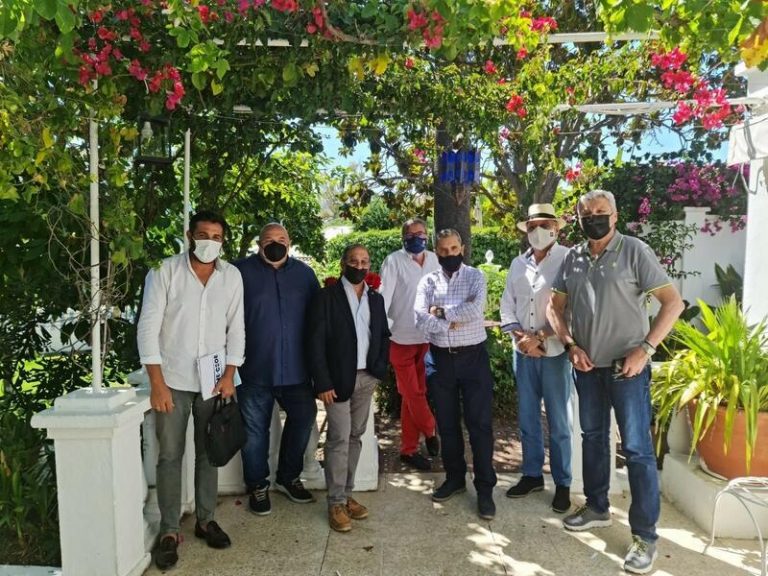 Empresarios de Melilla piden cambios en la ley para evitar que marroquíes logren DNI solo por haber nacido en la ciudad