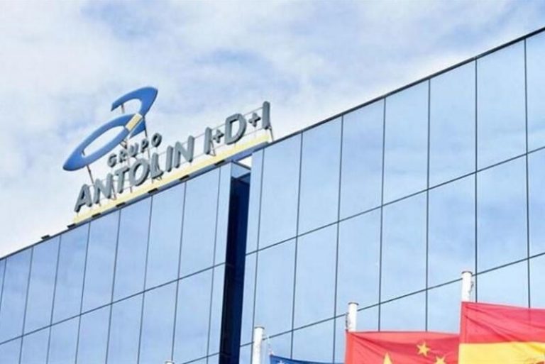 Grupo Antolin y ZONAIR3D firman un acuerdo para ofrecer aire puro en el interior de los vehículos