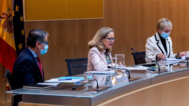 La Conferencia Sectorial aprueba transferir a las CCAA 500 millones para digitalización