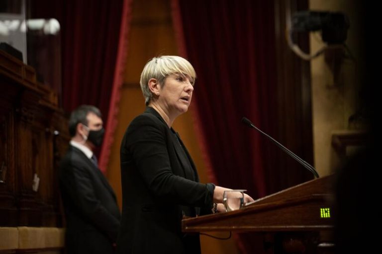 El Parlament valida adaptar el Código Civil de Cataluña