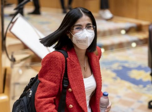 Carolina Darias Darias prevé que antes de que finalice 2021 se conozca la decisión de la EMA sobre la vacuna pediátrica