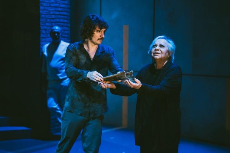 El Valle-Inclán estrena 'Los último de Gondra (memorias vascas)'