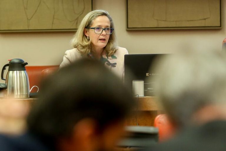 Las líneas de avales ICO han financiado con más de 132.500 millones a empresas y autónomos