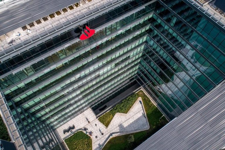 Santander Consumer Finance completa la absorción de su filial en Portugal