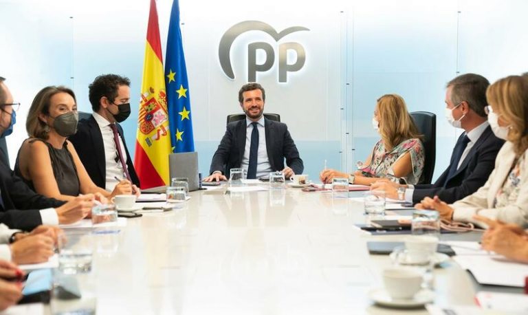 Casado activa al PP para que esté listo por si hay adelanto de las generales tras los PGE