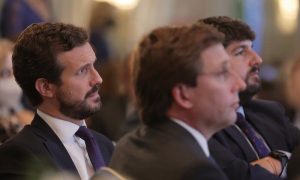 Casado advierte de que España "está quebrada"