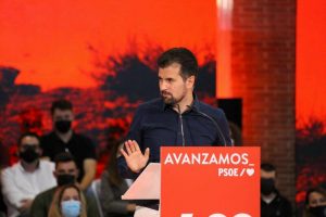 Tudanca pide a Sánchez que sea "valiente" en la descentralización del país para "curar la herida" de la España vaciada
