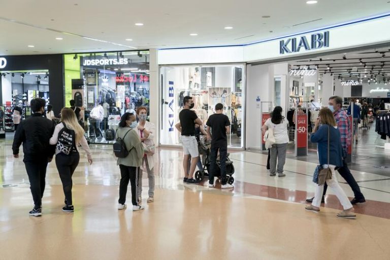 El Gobierno destina 2.932 millones a políticas de Comercio, Turismo y Pymes, un 32,1% más