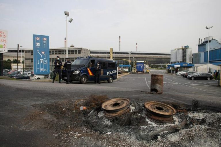 La AN investiga si los últimos propietarios de las plantas de aluminio en Avilés y La Coruña vaciaron la caja