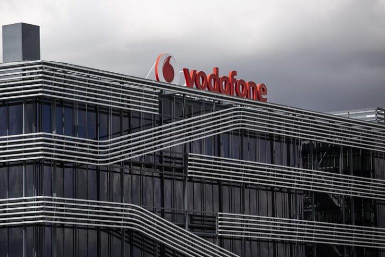 Vodafone rebaja en 42 los afectados por el ERE, hasta un total de 467