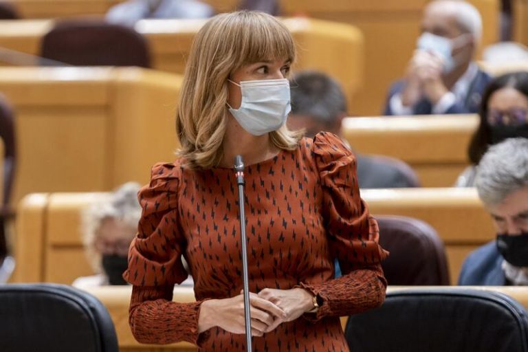 Educación calcula que las becas lleguen a unos 986.000 alumnos en 2021-2022