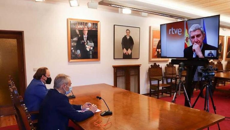 RTVE y la Universidad de Salamanca firman un acuerdo para crear la Cátedra 'Niñ@s, jóvenes y medios'