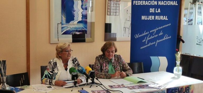 FEMUR premia a Rozalén, Anabel Alonso, Lydia Lozano y Mila Sánchez en el Día de la Mujer Rural