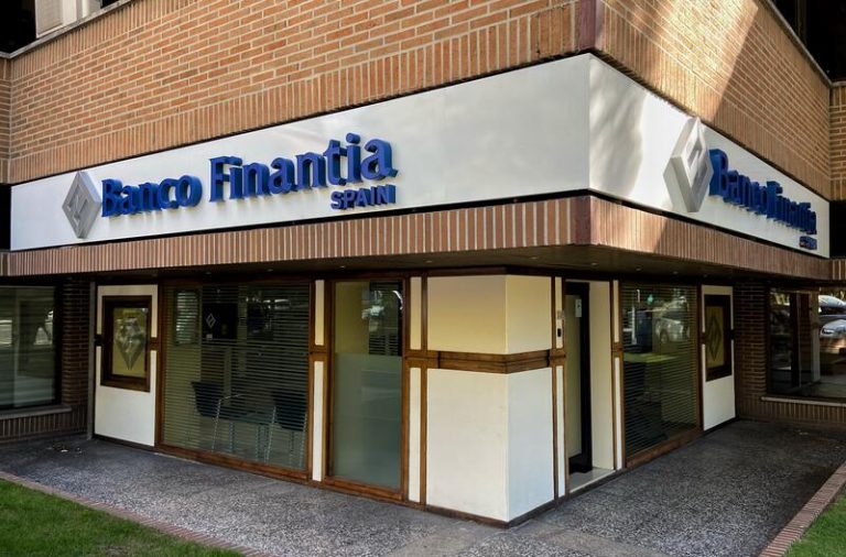 Banco Finantia Spain traspasa los activos a su matriz lusa y avanza en el proceso de fusión