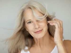 Los cambios que sufre tu piel con la menopausia y cómo cuidarla correctamente