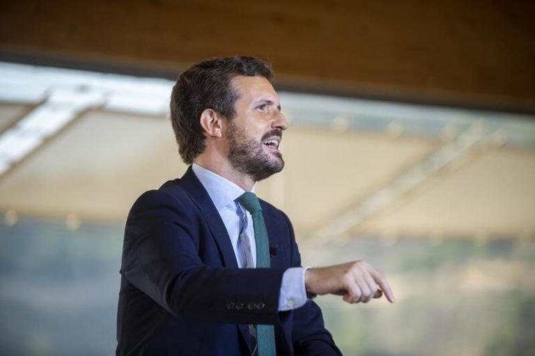 Casado dice que Otegi 
