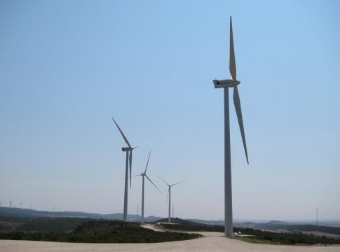 Subasta El Gobierno lanza este martes una nueva subasta de renovables