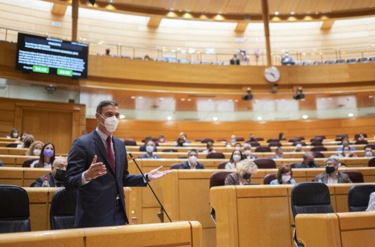 Sánchez duda de que el Gobierno de Moreno 