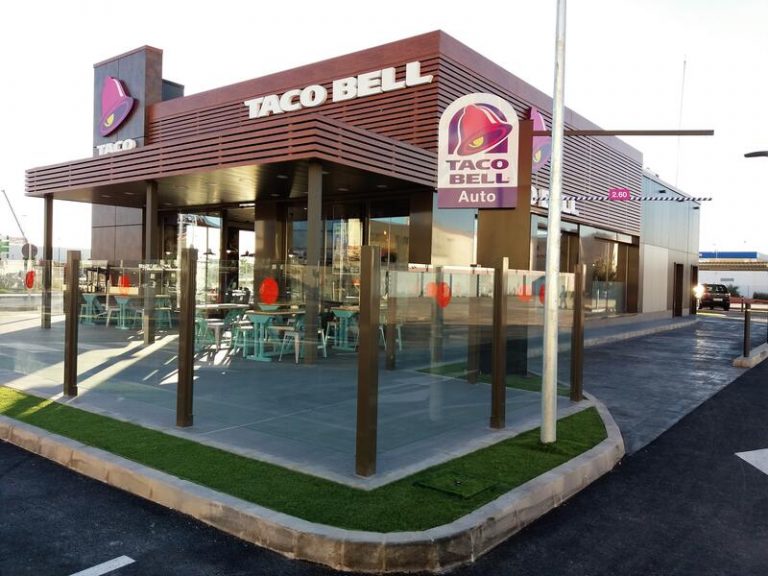 Taco Bell se alía con Hastee para ofrecer el salario bajo demanda a sus empleados en España