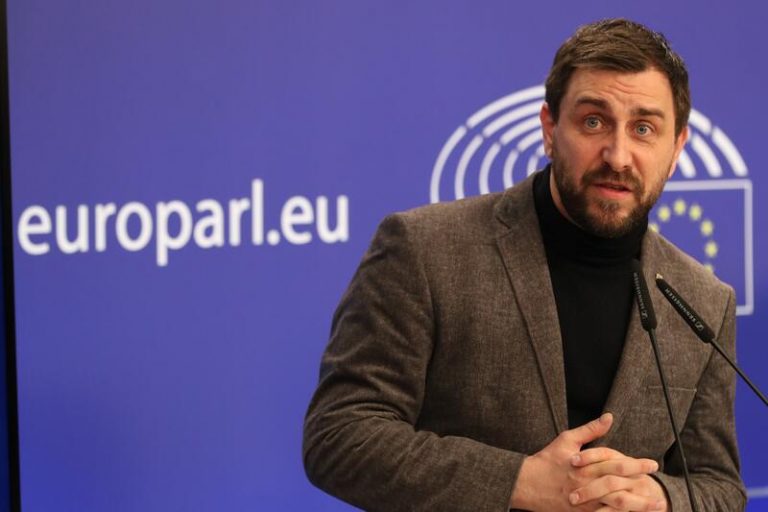 Comín (JxCAT) acusa a Von der Leyen de amenazar el proyecto europeo por no actuar contra España