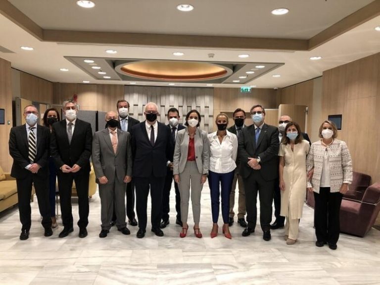 Los proveedores trasladan a Maroto sus propuestas de cara a la recuperación del sector