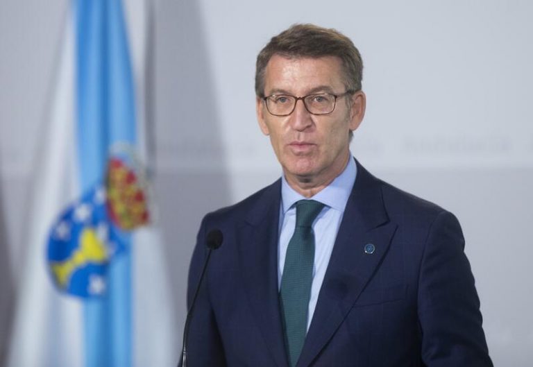 Feijóo: Galicia verá si la ley ampara retirar mascarillas en el patio