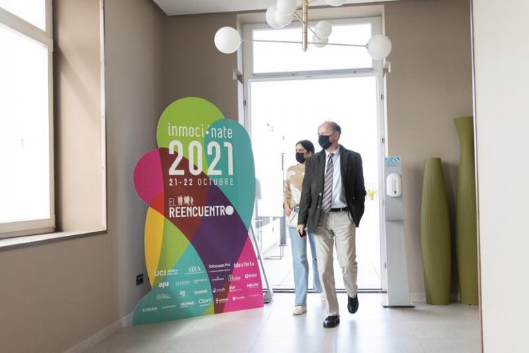 El Gobierno avisa de que se deberían rehabilitar 300.000 viviendas al año para lograr la descarbonización