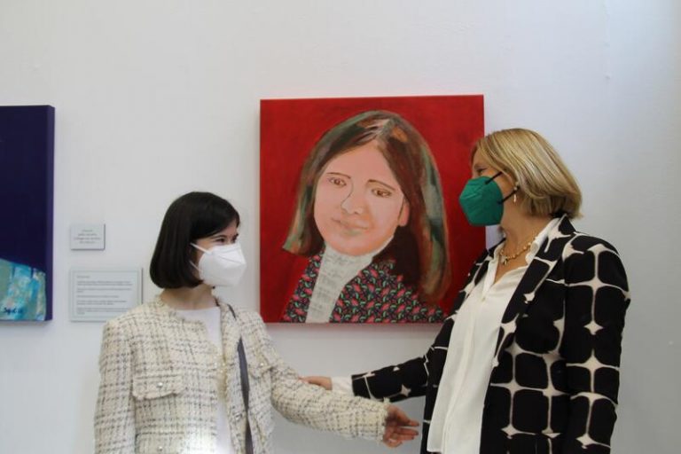 'Jóvenes con ilusiones' una exposición que reproduce los sueños de adolescentes con discapacidad intelectual