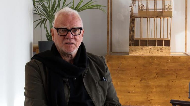 McDowell alaba la valentía de los vallisoletanos en el aniversario del estreno de 'La naranja mecánica'