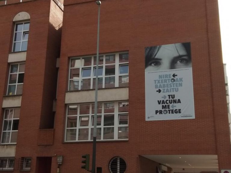 Euskadi suma 15 fallecidos por covid y 927 positivos en la última semana