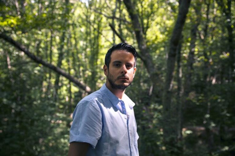 El golpe de estado en Sudán sorprende al músico gallego Baiuca en la capital del país