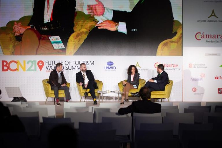 Iberia y Vueling defienden la necesidad del transporte aéreo en el Future of Tourism World Summit