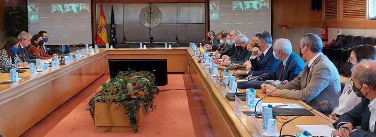 El CES pide una reforma fiscal para potenciar el crecimiento sin disparar la deuda