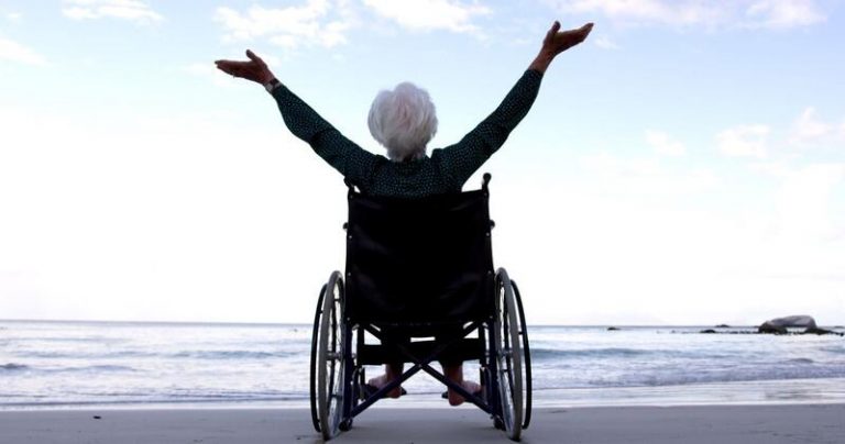 ONCE y CEOE apuestan por la accesibilidad como clave de la sostenibilidad turística