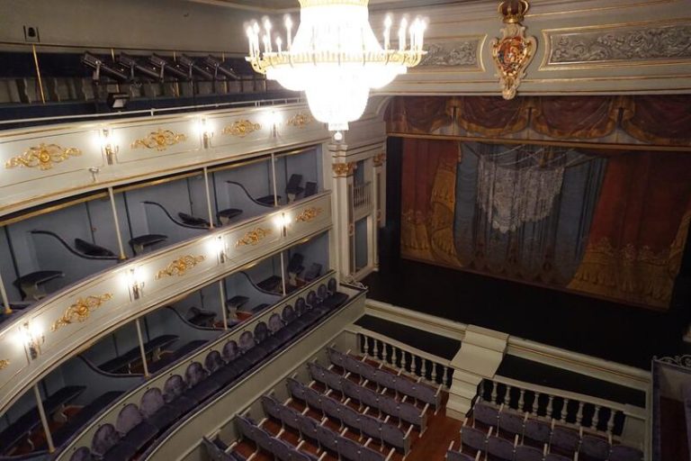 Madrid celebra el 250 aniversario del Teatro Real Coliseo Carlos III