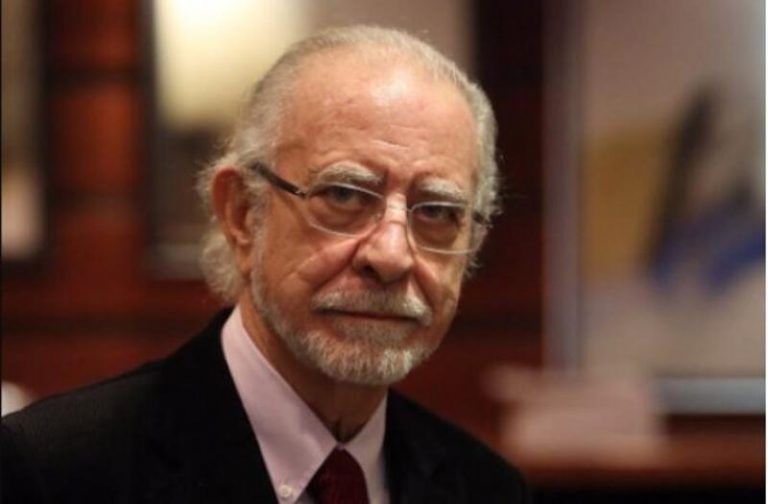 José María Merino, insta a 