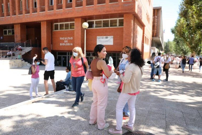 Rectores y estudiantes rechazan las enmiendas pactadas a la Ley de Convivencia Universitaria