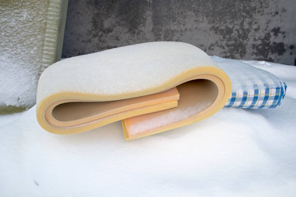 Los pasos para reciclar tu colchón 3 Lo que puedes hacer con un colchón viejo para remodelar algún rincón de la casa